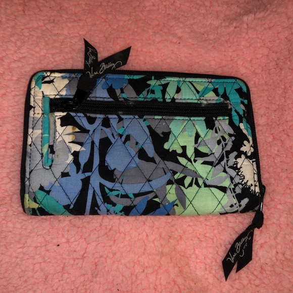 Vera Bradley Wallet - Picture 2 of 3